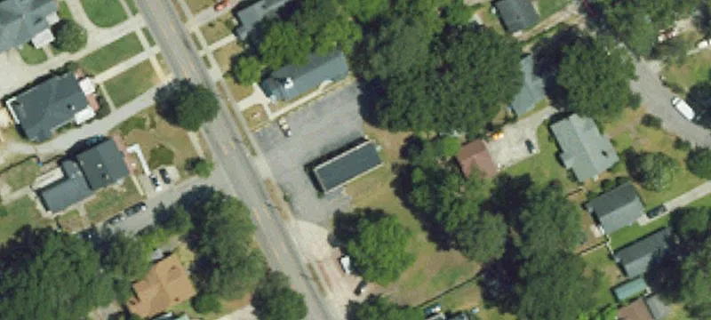 1112 Nash N St