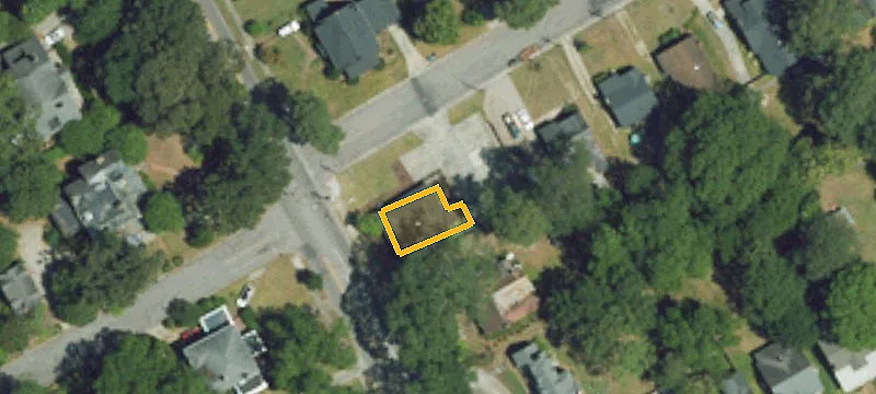1310 Nash N St