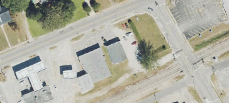 899 Main St