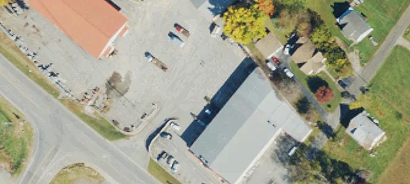 652 Main St