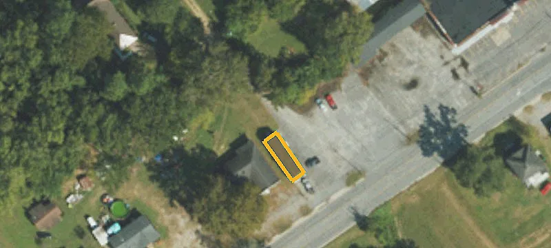 1612 Main St