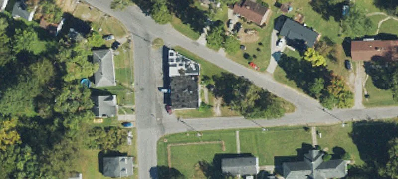 201 Harriett St