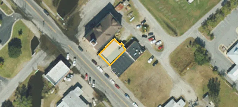 225 Main St