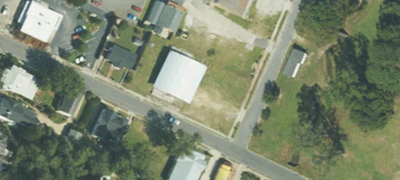 106 3rd St