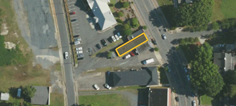 301 Main St