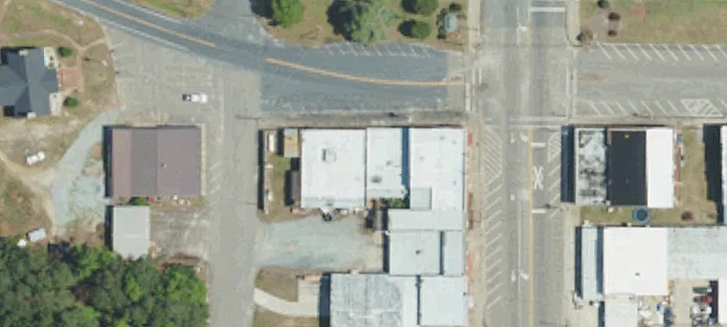 101 Main St