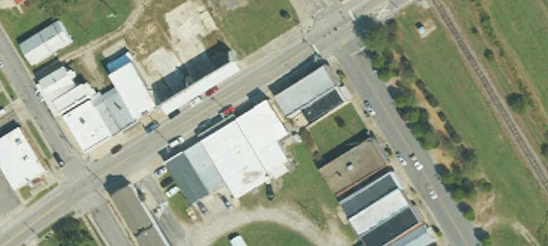 101 Main St