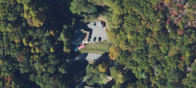 405 Johnathan Walk