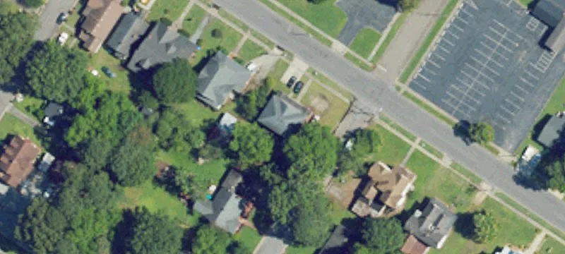 407 Church W St