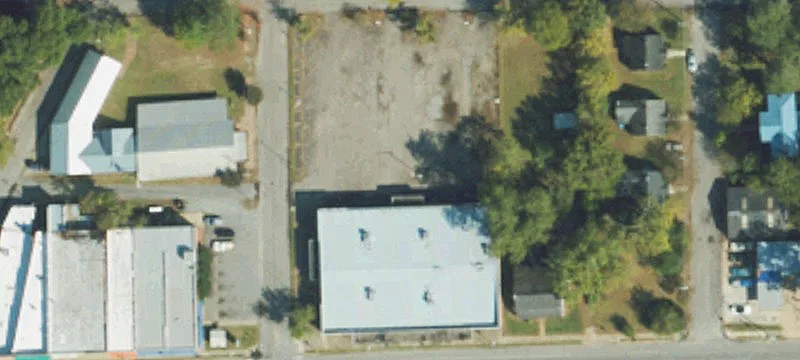 401 Main St