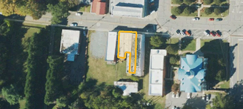 17 Main W St