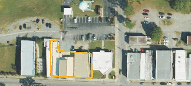 137 Main St
