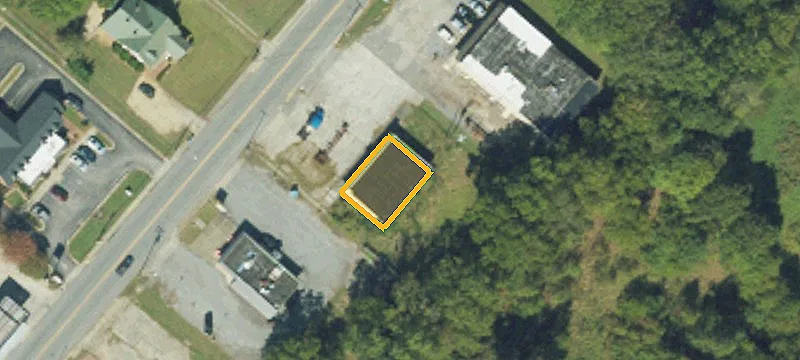 124 Main St