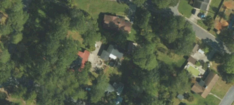 105 Park Dr