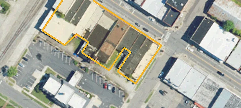 124 Main E St