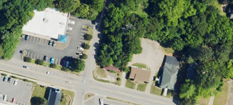 302 Macon St