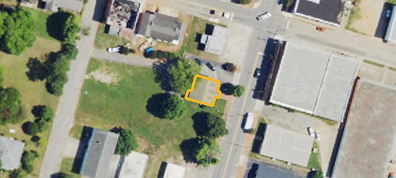 207 Main St