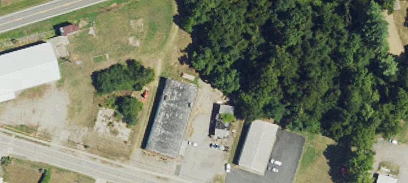 1536 Main St