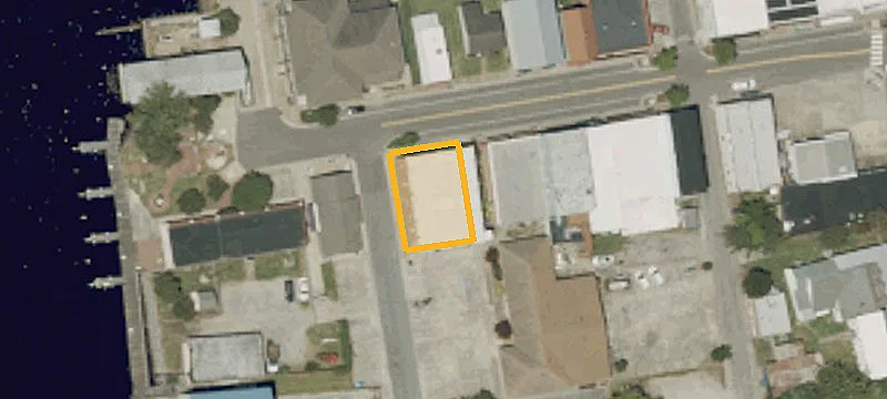 201 Main St