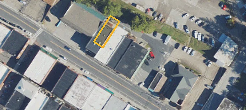 275 Oak Ave