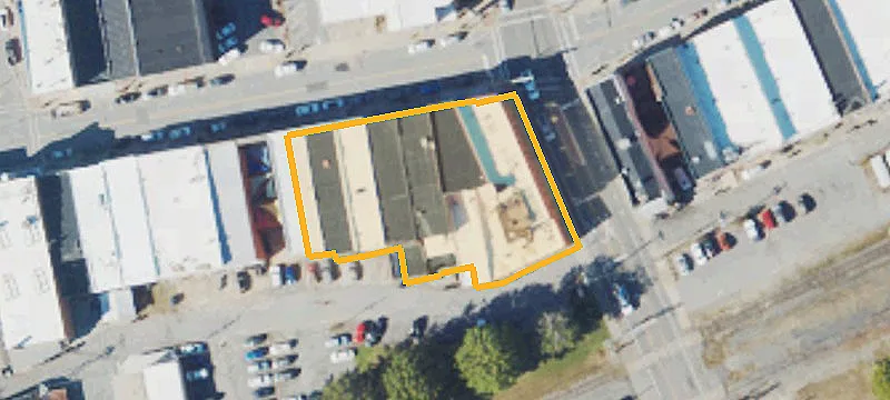 105 Main St