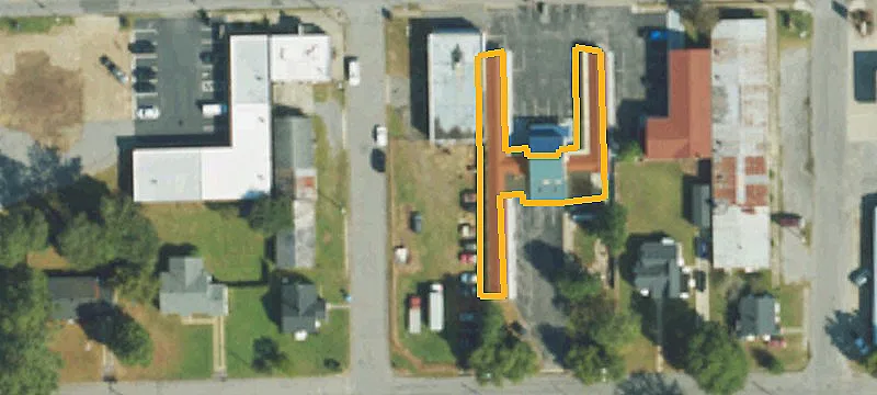 502 Main St