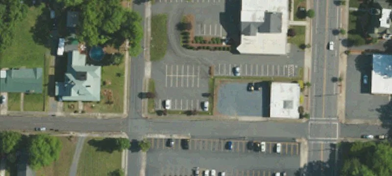Main St