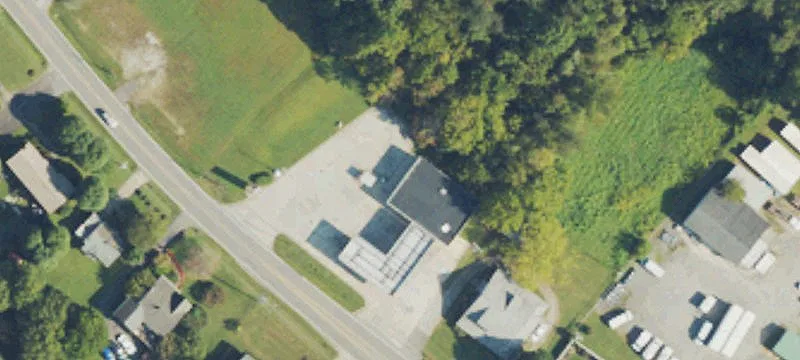 1645 Main St