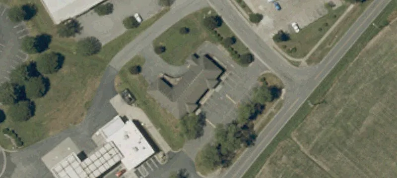 902 Roanoke Ave