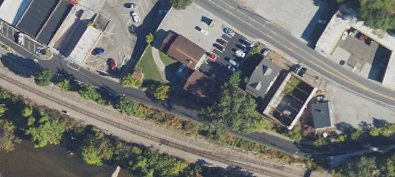 340 Oak Ave