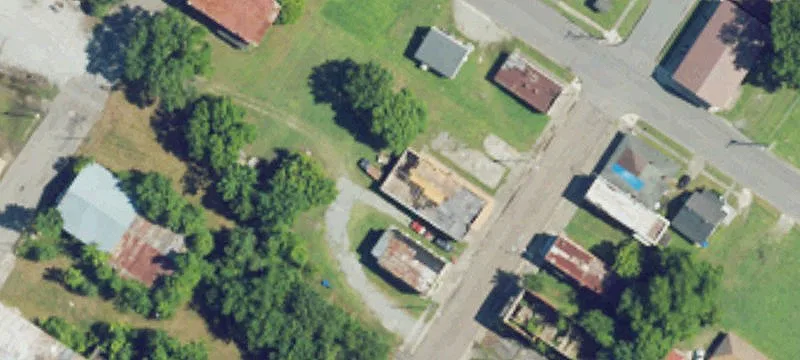 205 Maple N St