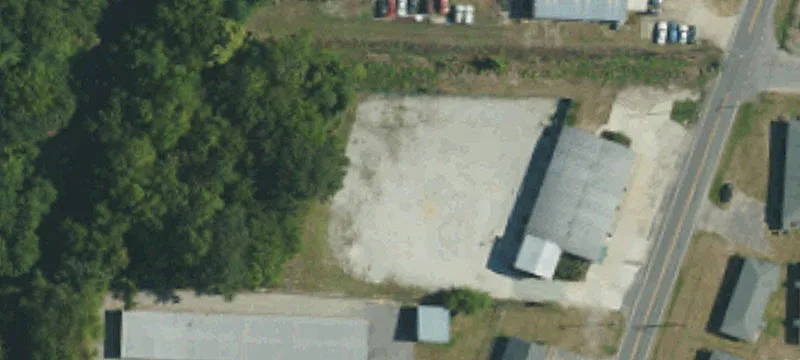 901 John St