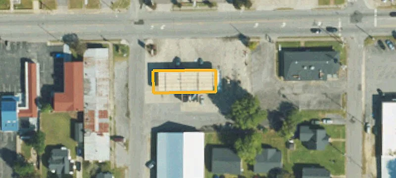 604 Main St