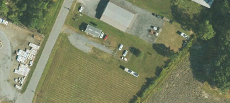 120 Commercial Rd