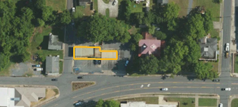Main St