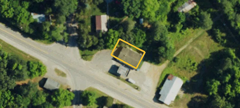 2743 Us Hwy 158th E