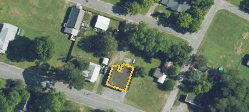2165 Main St