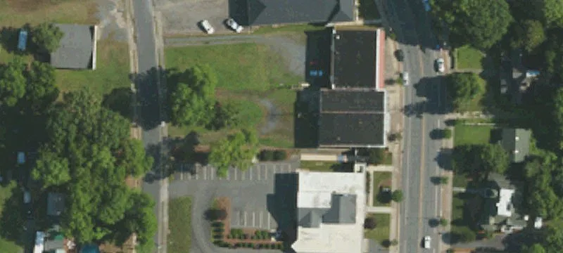 215 Main St