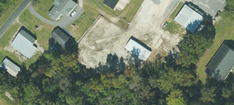 703 Riv Rd