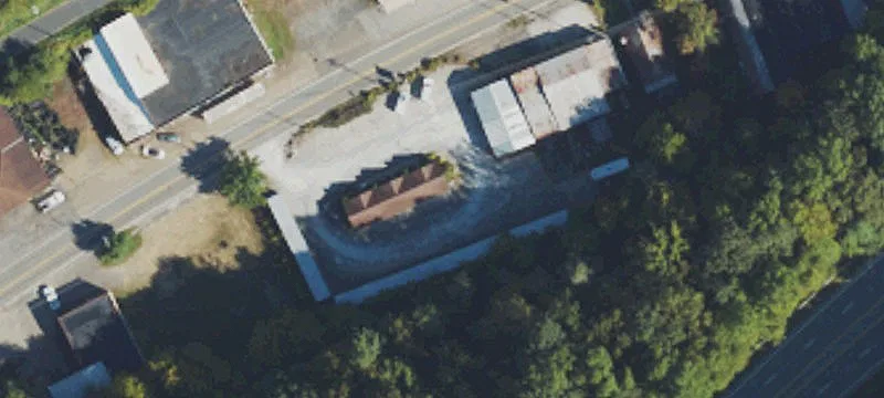 1058 Oak Ave