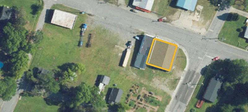 2038 Main St