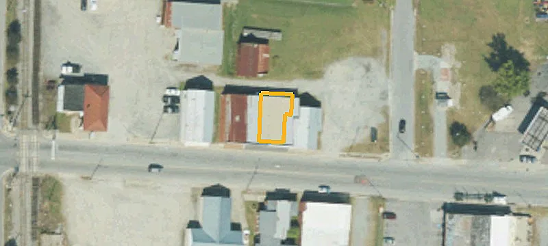 118 Main St