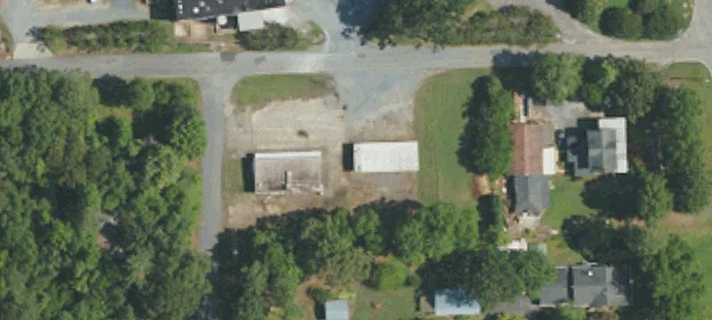 135 College St