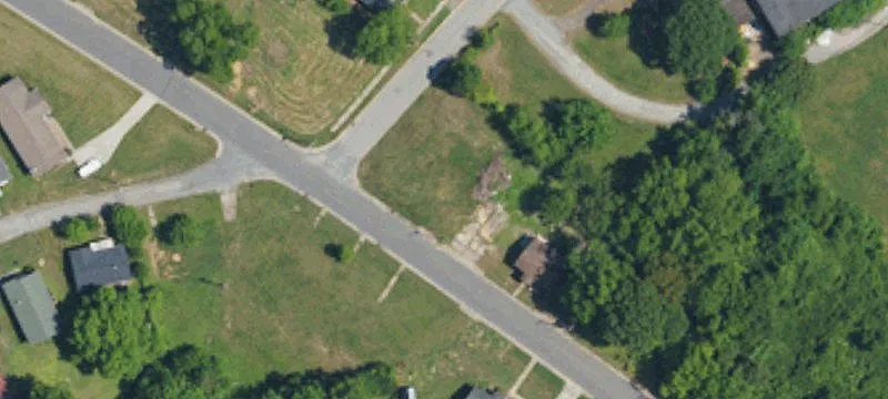 223 Robin Cir