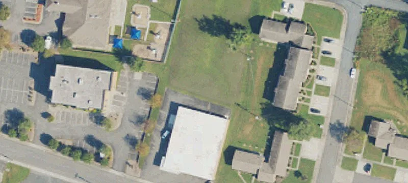 422 Hadley St