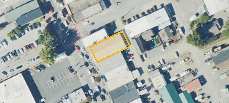 158 Everett St