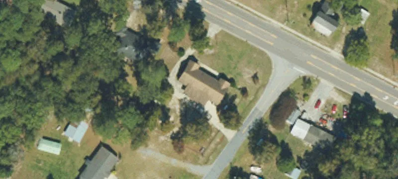 4934 Riv Rd