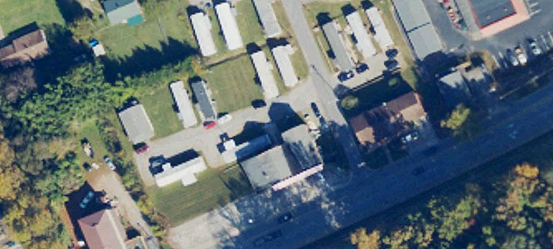 1000 Riv St