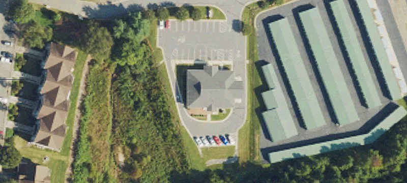204 Lola Ln