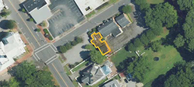 201 Dundee St